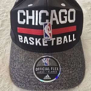 Adidas Chicago Basketball NBA Flex Fit Cap Black Gray L/XL